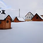 - Frieda Mit Familien, Und Biker Huetten Am Zittauer Gebirge 아파트