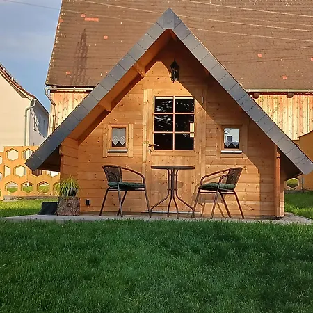 - Frieda Mit Familien, Und Biker Huetten Am Zittauer Gebirge