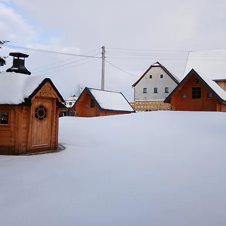 - Frieda Mit Familien, Und Biker Huetten Am Zittauer Gebirge Apartamento