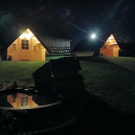 - Frieda Mit Familien, Und Biker Huetten Am Zittauer Gebirge 아파트 치타우