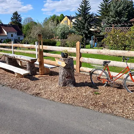 Bei Frieda Mit Und Biker Huetten Am Zittauer Gebirge *