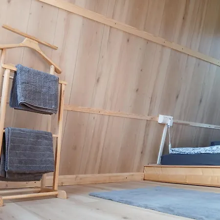 아파트 - Frieda Mit Familien, Und Biker Huetten Am Zittauer Gebirge 치타우