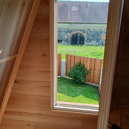 - Frieda Mit Familien, Und Biker Huetten Am Zittauer Gebirge