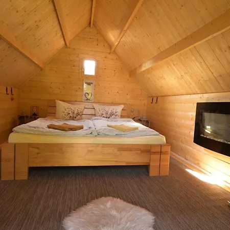 Apartamento - Frieda Mit Familien, Und Biker Huetten Am Zittauer Gebirge Zittau