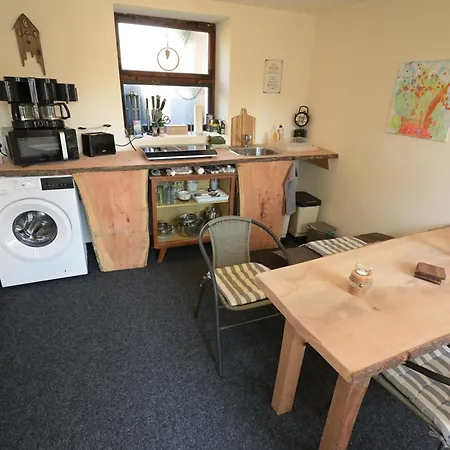 - Frieda Mit Familien, Und Biker Huetten Am Zittauer Gebirge 치타우